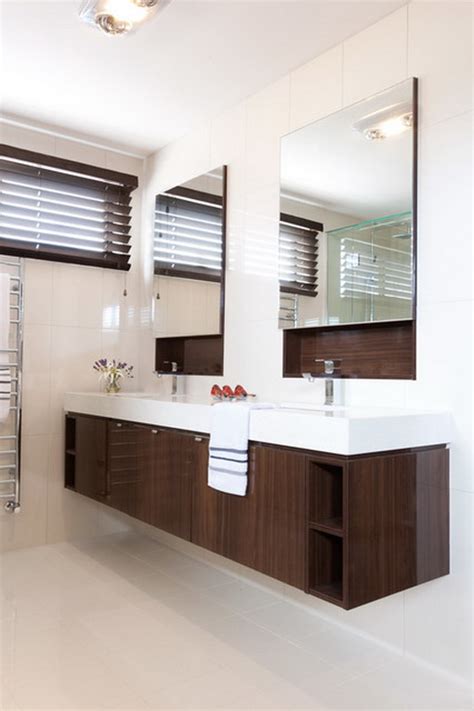 Bathroom mirrors usually come in round/circular shapes, square/rectangular shapes, and irregular rectangular mirrors have a more classic look, are great for a modern bathroom, and are slightly. 25 Modern Bathroom Mirror Designs