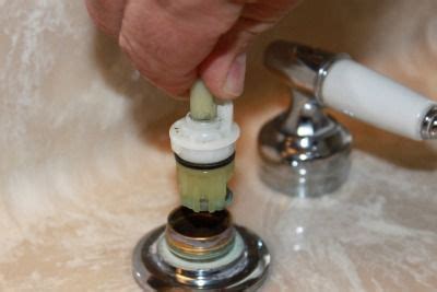 How to repair delta faucets, including the monitor, and other single handle bath and shower valves. How To Repair A Delta Faucet : 2 Handle Bathroom Faucet ...
