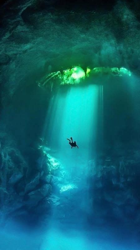 Cool Underwater Caves Underwater Photos Underwater World Underwater