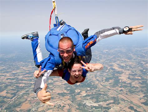 Photos de sauts en tandem - Bouloc Skydive