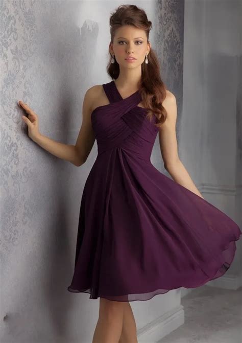 Criss Cross Chiffon Bodice Plum Wedding Party Gowns Cheap Dark Purple Short Bridesmaid Dresses