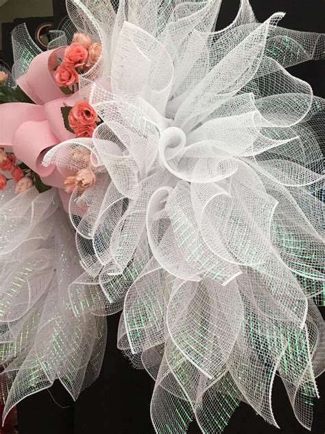 See more ideas about diy angel wings, wings, angel. Angel Wings with Pink Rose florals designed by Amazing Wreaths | Etsy | Diy angel wings, Wreaths ...