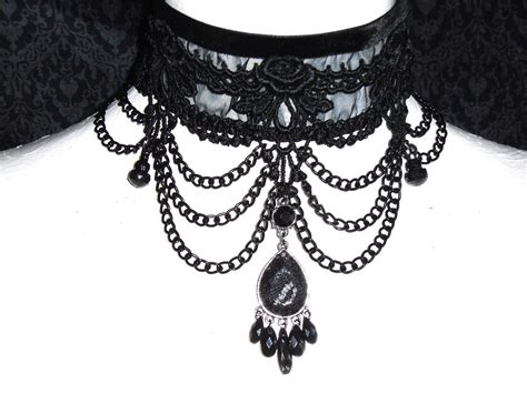 Decadent Gothic Victorian Burlesque Velvet Black Roses Beaded Venise