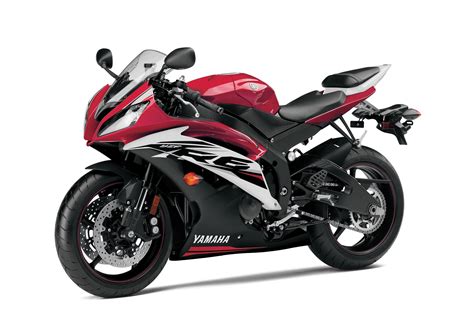 One ride on the r6 lets you know that this new supersports weapon bike was bred on the racetrack. 2014 Yamaha YZF-R6 Official Pics - autoevolution
