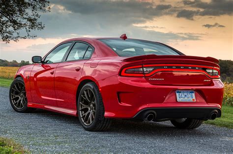 7.2 sec zero to 130 mph: 2015 Dodge Charger SRT Hellcat First Test - Motor Trend