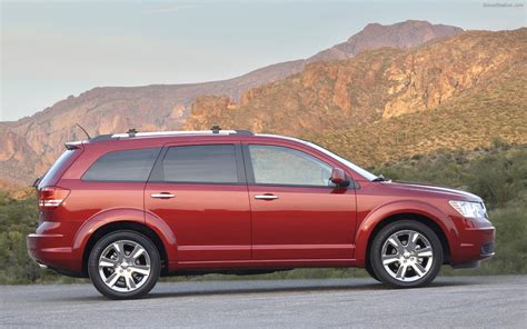 There is nary a midsize sedan on the market that isn't in line to be into this fray comes the 2009 dodge journey r/t awd, riding on a stretched avenger platform and squeezing a third row of seats into the bargain. 2009 Dodge Journey Widescreen Exotic Car Pictures #06 of ...