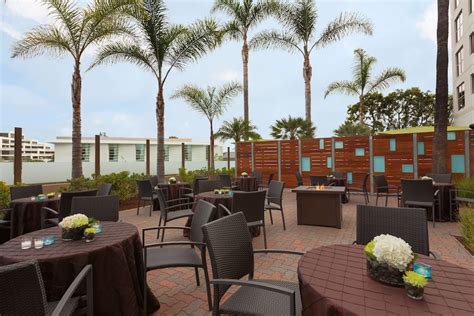 Embassy Suites By Hilton San Diego La Jolla In San Diego Best Rates