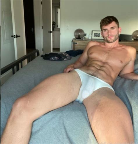 Gorgeous Keegan Whicker Nude And Proud