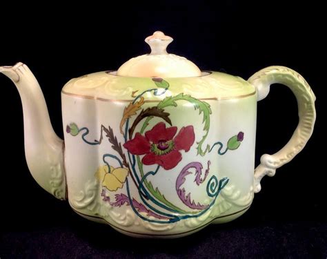 W And R Carlton Ware Stoke On Trent Teapot Tea Pot Vintage Ceramic Flower