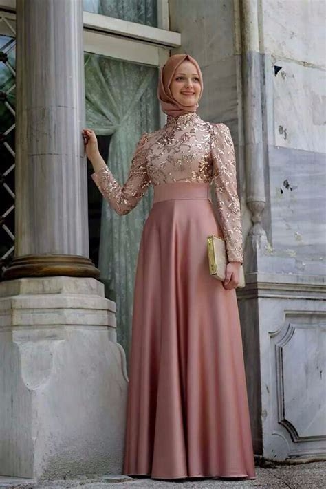 2016 Muslim Evening Dresses A Line Long Sleeves Pink Embroidery Hijab