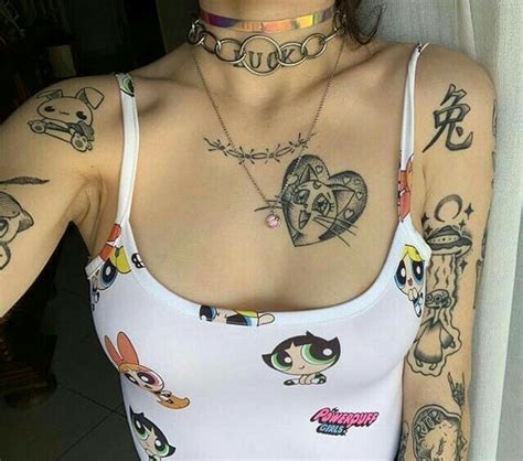 Pin By Malakell On Tetovált Csajok Tattoos Aesthetic Tattoo Girl