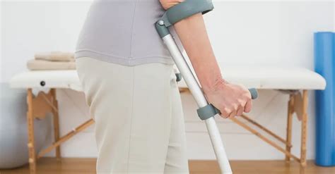 How To Use One Crutch