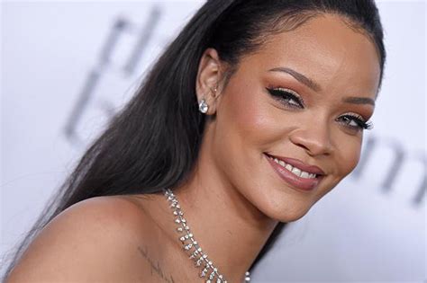 10 Sensational Facts About The Superstar Rihanna