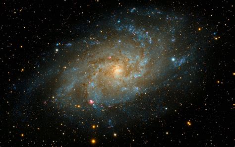 Download Wallpaper 3840x2400 Galaxy Spiral Stars Glow Space 4k