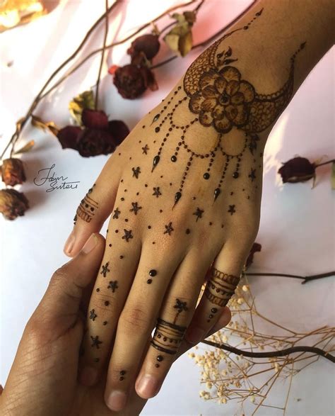 50 Gorgeous And Simple Henna Designs For The Minimalist Mehndi