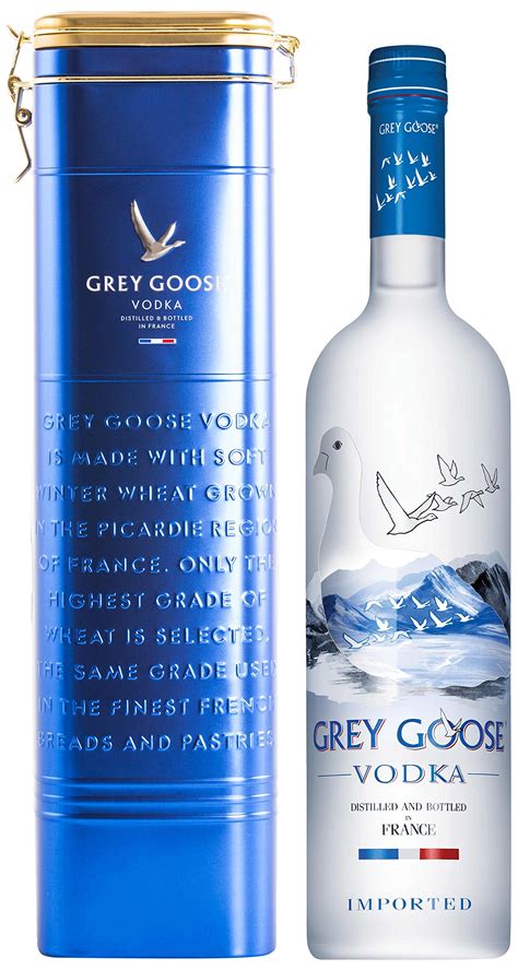 No doubt helped by sales of crown royal vanilla, jim beam … Grey Goose Wodka in limitierter Geschenkpackung (1 x 0.7 l ...