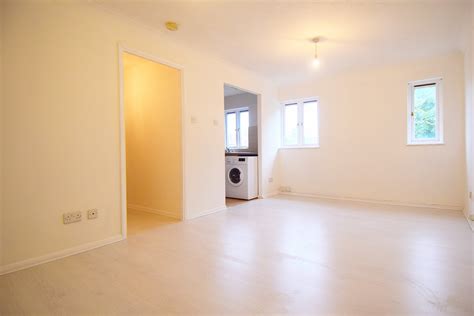 Check spelling or type a new query. One bedroom flat- Greenford