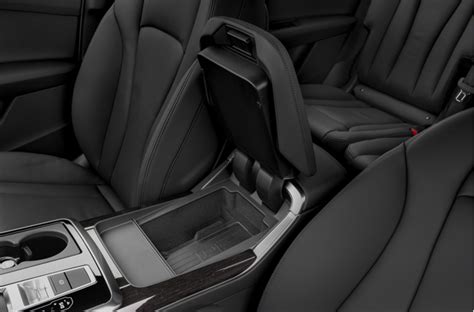 Does Audi Q7 Have Captain Seats