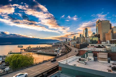 Fun Things To Do In Downtown Seattle Wa L On The Go Moving