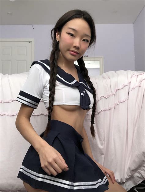 Asian Schoolgirl ️💦 Scrolller