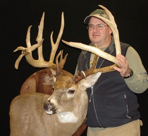 Black Powder Hunter Brian Stephens Kills Record Deer In Southwest Ohio