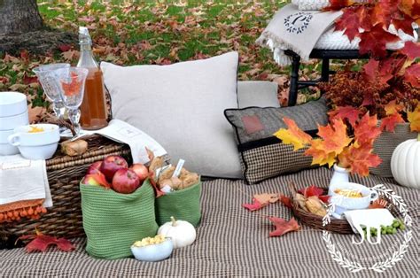 Autumn Picnic In The Leaves And A Giveaway Fall Picnic Picnic Picnic Time