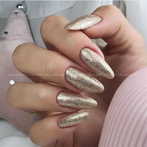 Gorgeous New Years Eve Nail Art Ideas For Glam Looks
