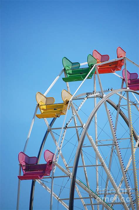 Santa Cruz Ferris Wheel 1 Photograph By Debra Thompson