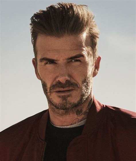 Ein sauberer und zeitgemäßer schnitt ist genau das was sie brauchen um im david beckham haarschnitt beckham frisur sonnenbrille männer herren sonnenbrille männer. David Beckham Frisur Fotos - Neue Frisuren | Beckham ...