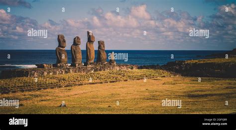 Moai At Ahu Tongariki Easter Island Chile Stock Photo Alamy