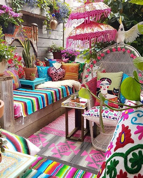25 Gorgeous Bohemian Patio Ideas For An Outdoor Sanctuary Bohemian Patio Patio Decor Decor