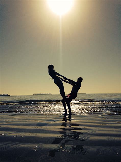 Pin De Caleb Jensen Em Beautiful Scenery Poses De Ioga Yoga Em