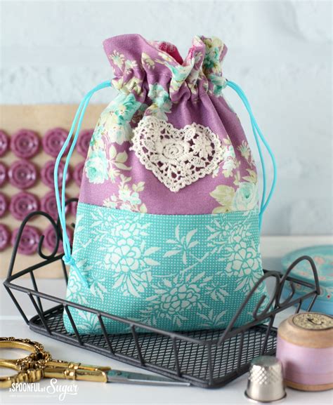 Pretty Drawstring Pouch {Tutorial} - A Spoonful of Sugar