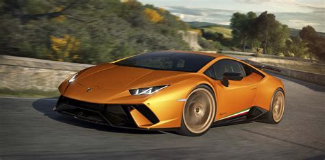 Find out what distinguishes the 2018 lamborghini huracán performante from normal huracáns in this first test review with exclusive photos. Αυτή είναι η Lamborghini Huracan Performante!