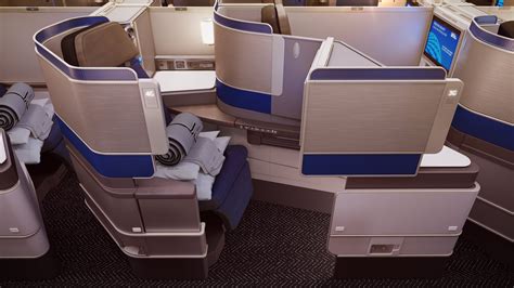 United Airlines Unveils New Luxury Business Cabin