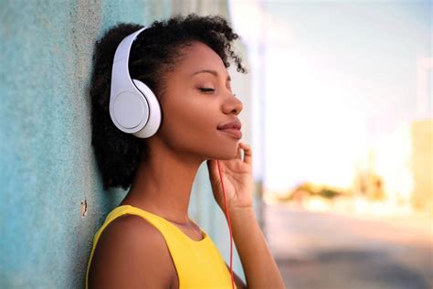 Conoce Los Beneficios De Escuchar M Sica
