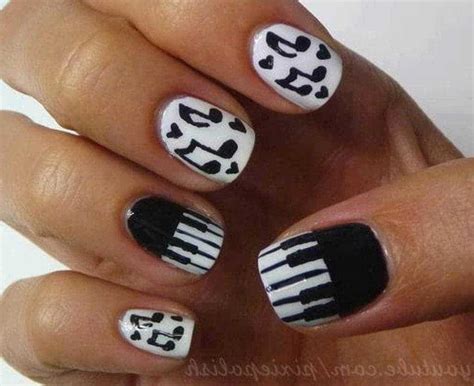 25 Coolest Music Note Nail Designs Youll Love Naildesigncode