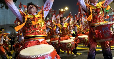 Find images of lunar new year. What Lunar New Year Reveals About the World's Calendars ...