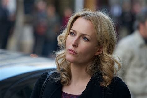 Gillian Anderson Throws In The Towel On The X Files New Trailer And