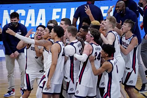 Gonzaga Basketball Projecting Starting Lineup For Bulldogs In 2021 22