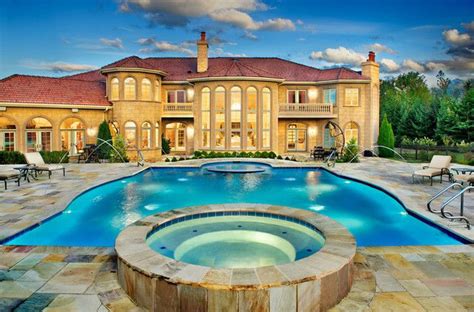 Spectacular Mansions With Pools For Spacious And Luxury House