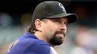 Todd Helton to retire after 17 years with Rockies