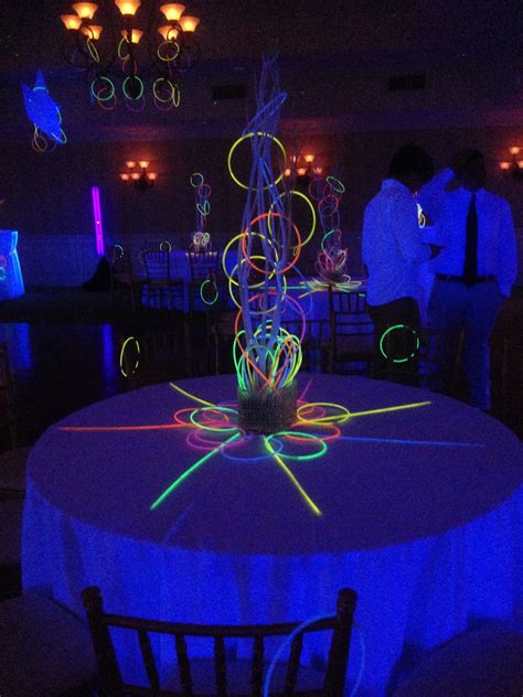 Great Glowstick Centerpiece For A Glow Party With Images Glow