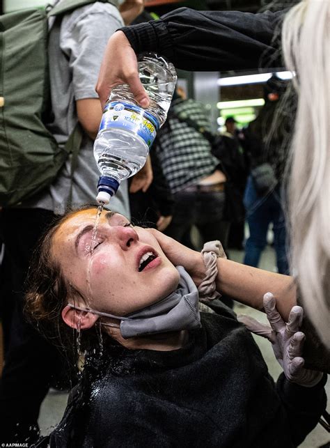 Incredible Moment A Black Lives Matters Protester Pepper Sprayed By Police Unleashes On Cops