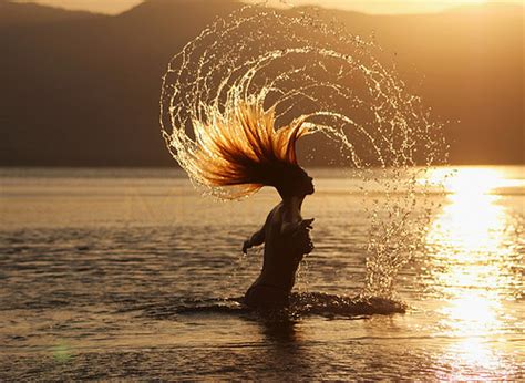Flipping Hair In Water Hair Water Sunset Sunrise Flickr