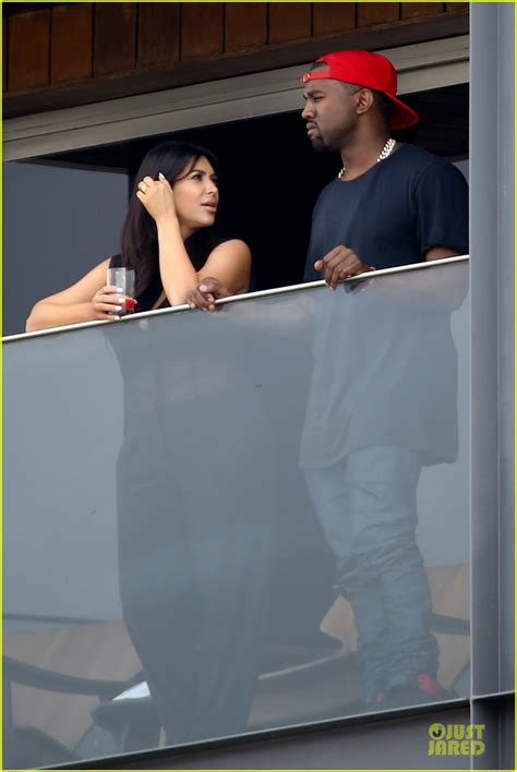 Pregnant Kim Kardashian And Kanye West Kisses In Rio Photo 2807452