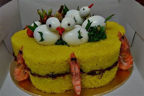 Kak hani akan mengadakan kelas gubahan pulut kuning berikut: GUBAHAN HANTARAN @ Tinaju Creation & Services @: Pulut Kuning