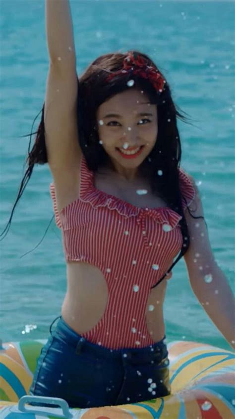 Ghim Của Airenz Trên Twice