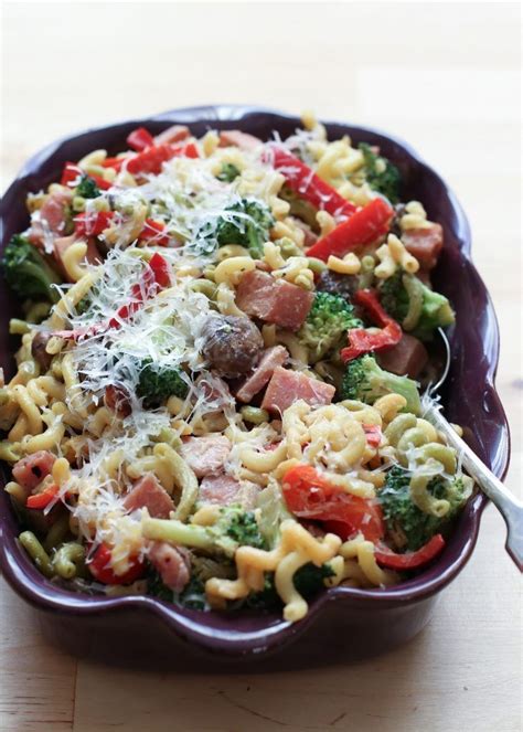 The top 20 ideas about leftover ham recipes pasta. Ham and Vegetable Pasta Skillet with a Light Cream Sauce recipe by Barefeet In The Kitchen ...