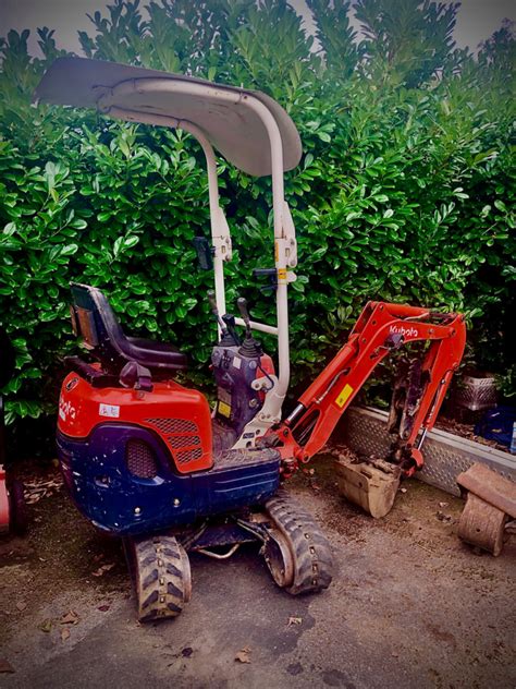 Mini Digger Hire With Driver In Berkshire Hampshire Surrey Let The